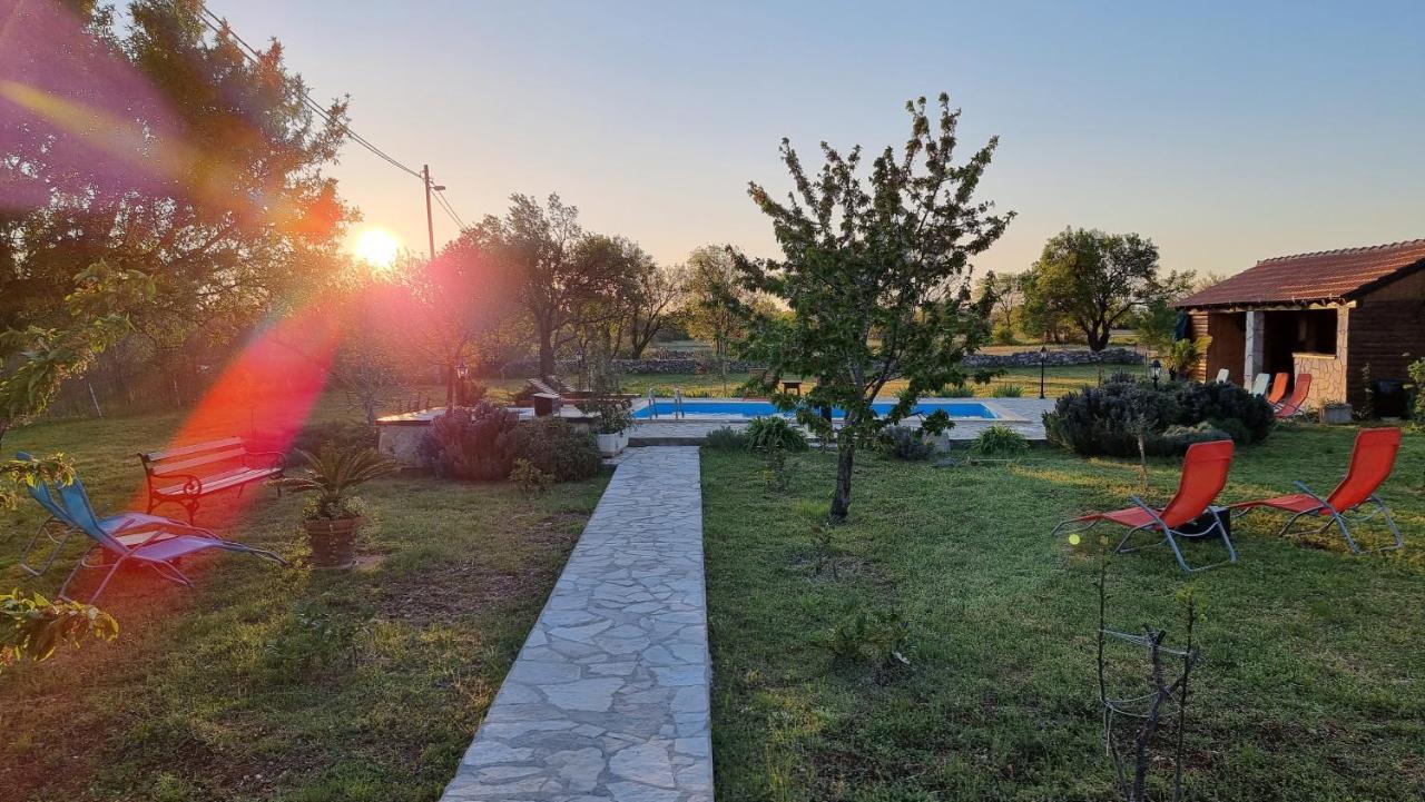 Villa Stone Medal Drniš Extérieur photo