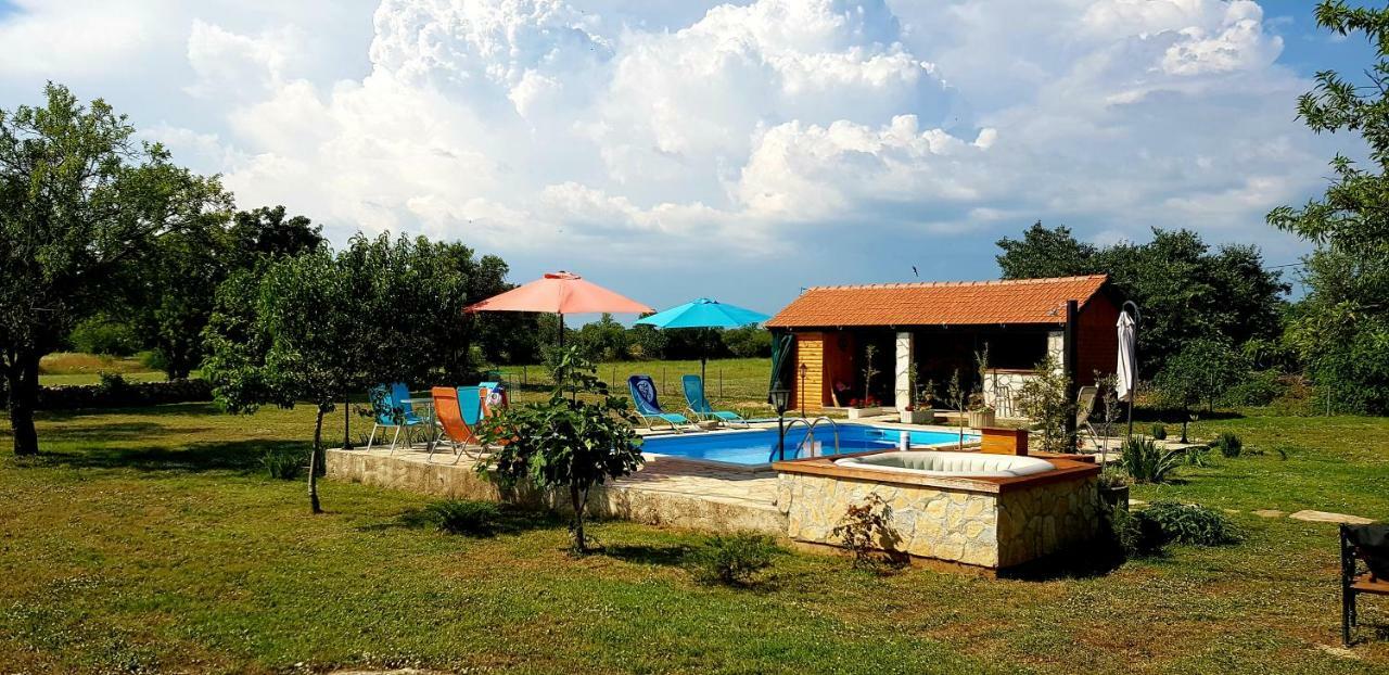 Villa Stone Medal Drniš Extérieur photo